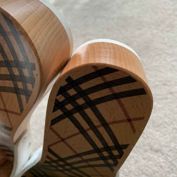 Burberry Mules - Picture 4 of 10